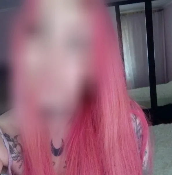 Carla, 37