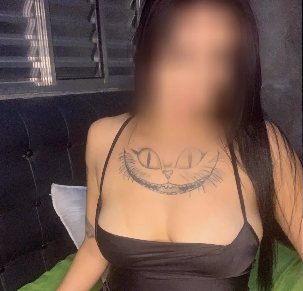 Kim, 27